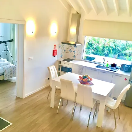 Aaa Holiday home *